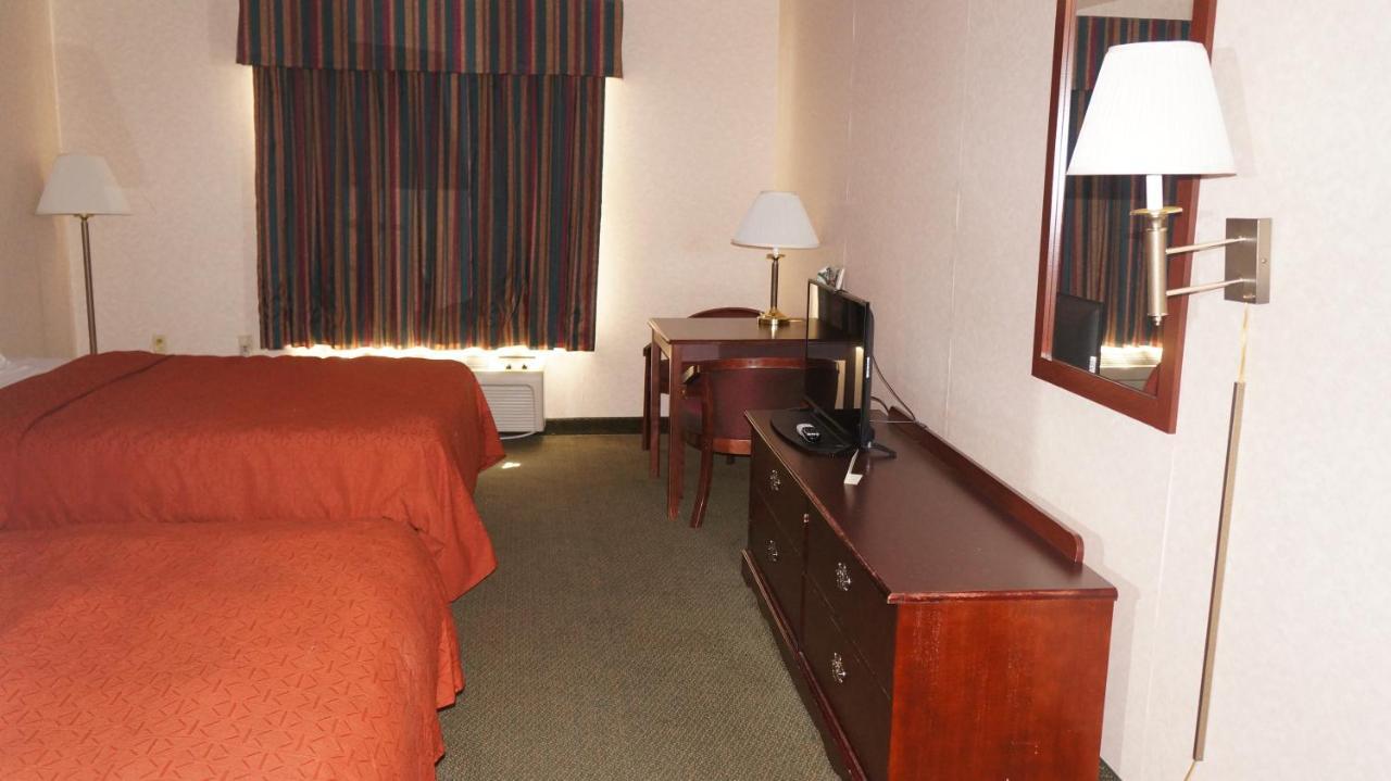 Scotland Neck Inn Bagian luar foto